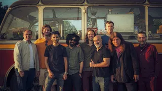 'De Niemanders' maken muziek met asielzoekers