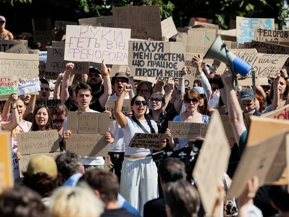 Nog steeds protest tegen ontslag Oekraïense minister van Defensie