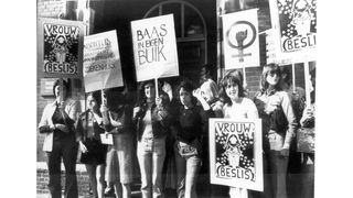 Waarom gaan Dolle Mina's in Rotterdam vrijdag staken?