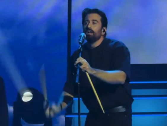 Oude hit 'Home' van zanger Dotan op 1 in Canada