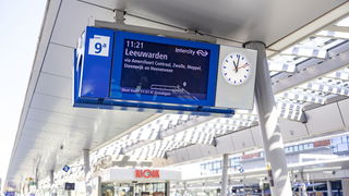 NS-borden op donkere modus: goed nieuws voor slechtzienden