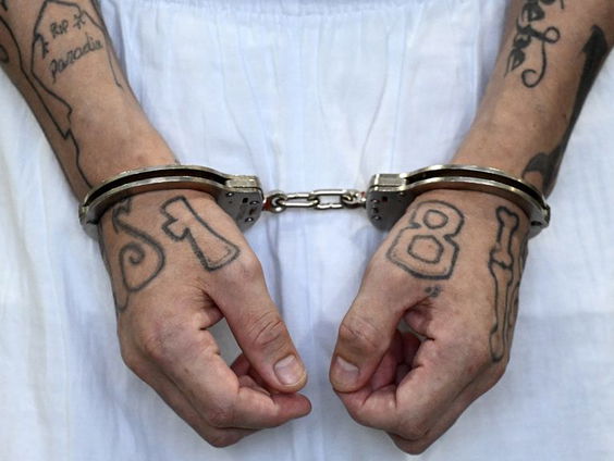 El Salvador stelt gevangenenruil voor met Venezuela