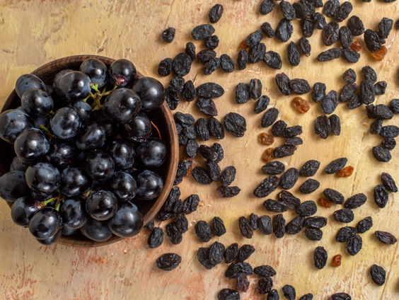 Feit of Fictie: Rozijnen zijn geen gezonde snack - EenVandaag