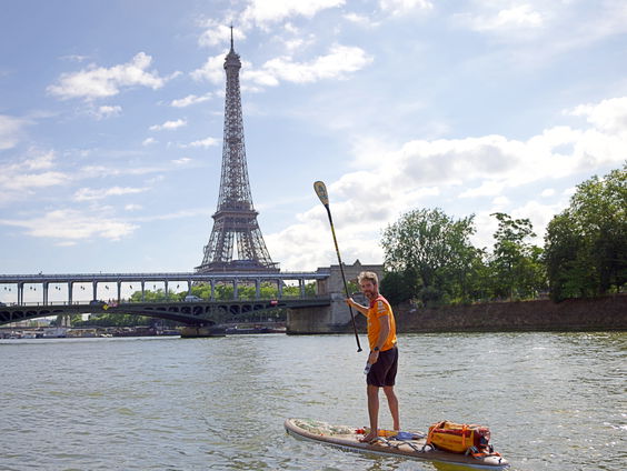 Plastic Soup Surfer Merijn Tinga is aangekomen in Parijs