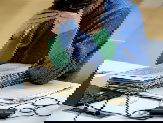 Adoptiedossiers mogen aangevraagd worden: cruciale informatie wordt weggelakt