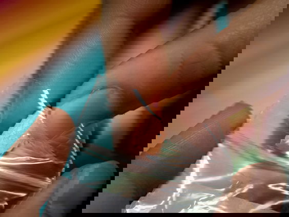 Webshop doet ongewenst drugs door de brievenbus