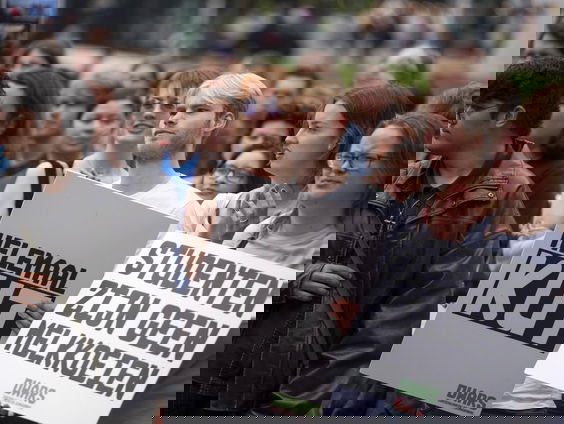 'De groeten met je boete': Studentenorganisaties starten petitie tegen de langstudeerboete