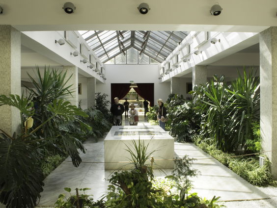 Tito verhuist 44 jaar na zijn dood versneld naar vergetelheid