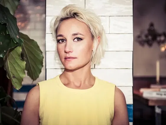 Pieternel Osinga zingt live in het Oog