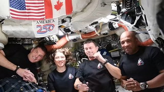 André Kuipers over Artemis II: “Je moet 2x per dag sporten”