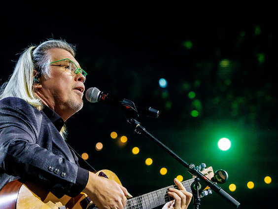 René Karst naar het theater met ‘De Afterparty’