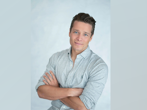 Aangrijpend nieuws en zomerse vibes: Dit is het entertainment nieuws van Thom Goderie