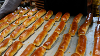 Van 1 aprilgrap naar hit: worstenbroodjes als chips knallen de winkels uit