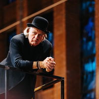 Vanuit de coulissen: Huub Claessens