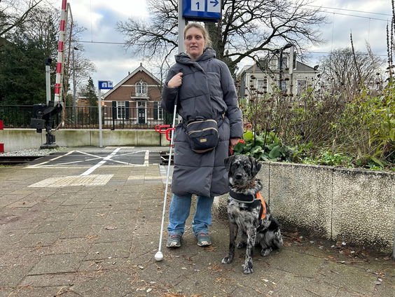 Leefbaarheid is niet verbeterd voor mensen met beperking, merkt ook Maaike die slechtziend is