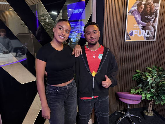 Shandro (Artist Of The Week) was in the building!