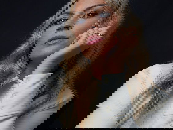 Iris de Graaf schrijft boek 'Vrijuit' over haar tijd in Rusland