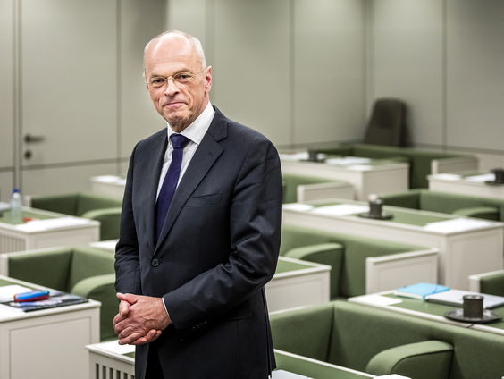 Eerste Kamer kiest voor het eerst nieuwe voorzitter uit 3 vrouwelijke kandidaten