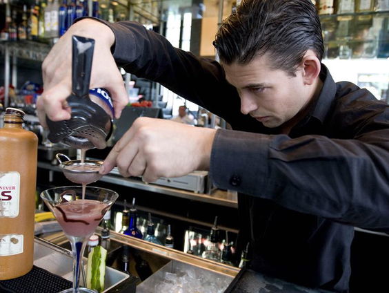 Feit of Fictie: Wordt er steeds minder sterke drank gedronken?