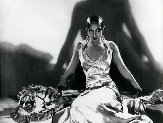 Astrid Sy en Femke van Wiggen, presentator en programmamaker