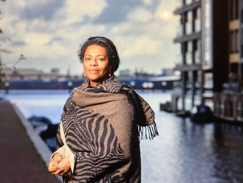 Ontbijtgast Joyce Sylvester