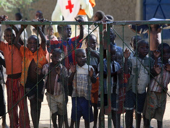 Stichting Better Care Network: stop met weeshuistoerisme in Afrika