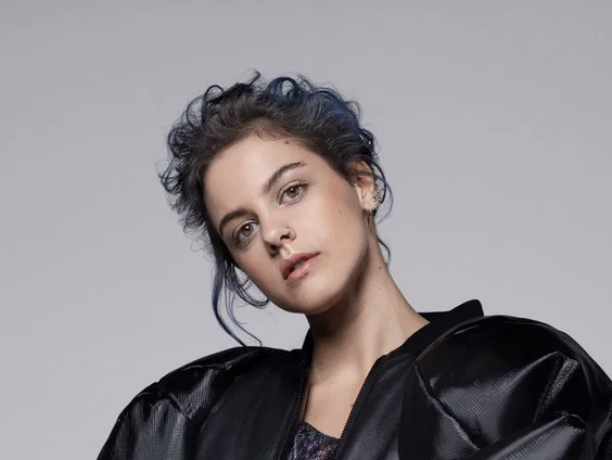 Lakshmi over haar single "See"