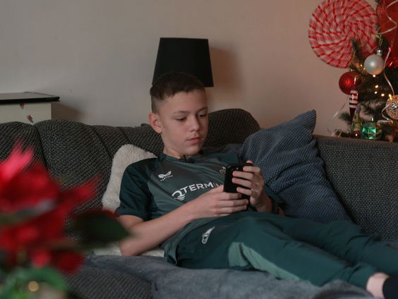 Speciale klinieken openen voor kinderen met long covid