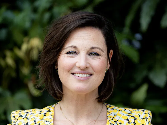 Brigitte Heitzer is te zien in de komische voorstelling 'Ja Ik Wil!'