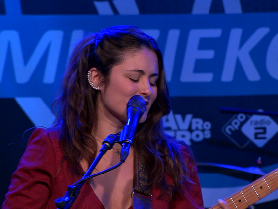 Lorrèn - Rise | live in Muziekcafé