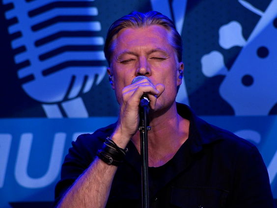 IOS - Samen | live in Muziekcafé