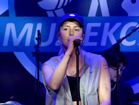 SERA - Bleep | live in Muziekcafé