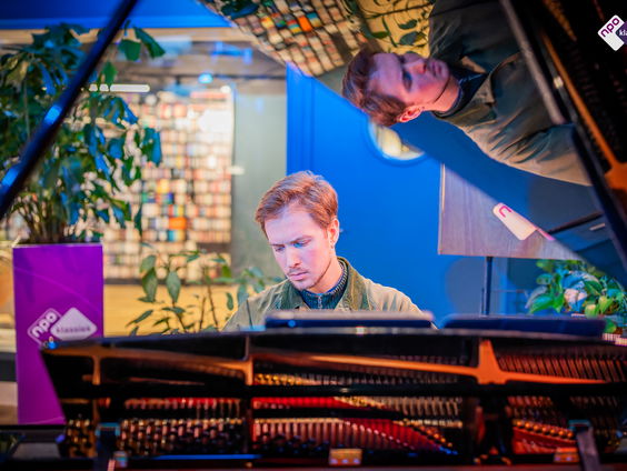 Live bij Maartje: pianist Mattias Spee over Sergei Protopopov