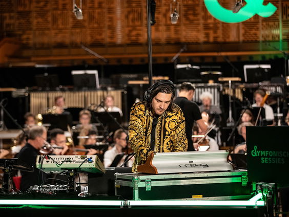 Reinier Zonneveld speelt Balaeric Mornings