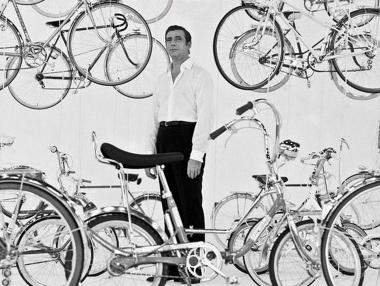 Yves Montand - La Bicyclette