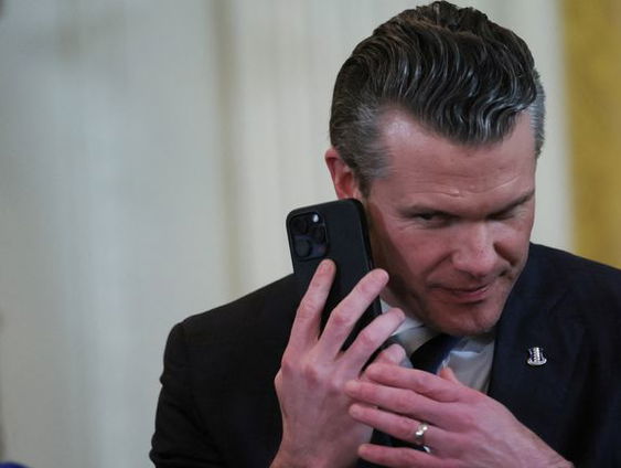 Amerikaanse Defensieminister Hegseth bezoekt NAVO-hoofdkwartier