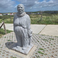 Van Den Helder tot Den Briel: Dag 14: Badvrouw Neeltje in Wijk aan Zee