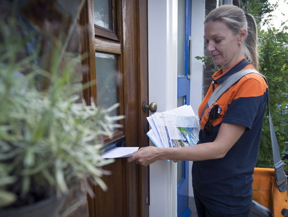 Rechter: overheid hoeft PostNL niet te compenseren voor bezorgen post