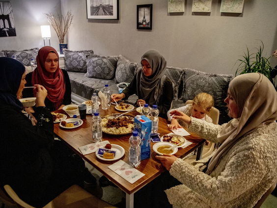 Onderzoek toont aan: Ramadan en Eid al-Fitr steeds breder geaccepteerd in Nederland