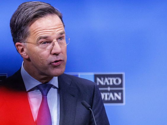 Wat was het doel van NAVO-chef Rutte met deze alarmerende speech?