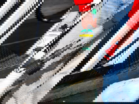 Jerrycans vliegen de deur uit door hoge benzineprijzen