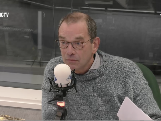 De kussentjes van 2025: Rindert Kromhout over Tonke Dragt