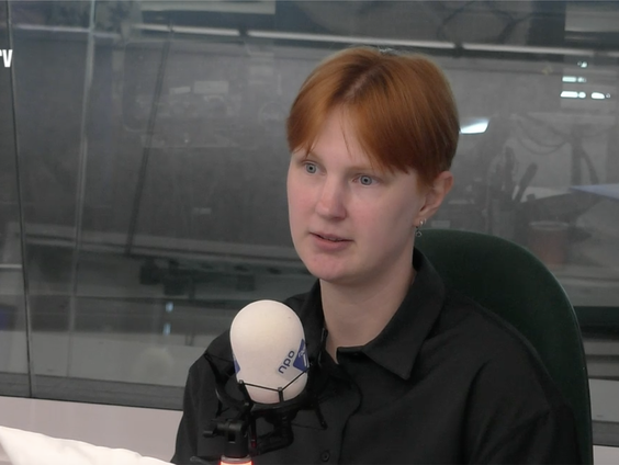 Falun Ellie Koos over diens roman Rouwdouwers