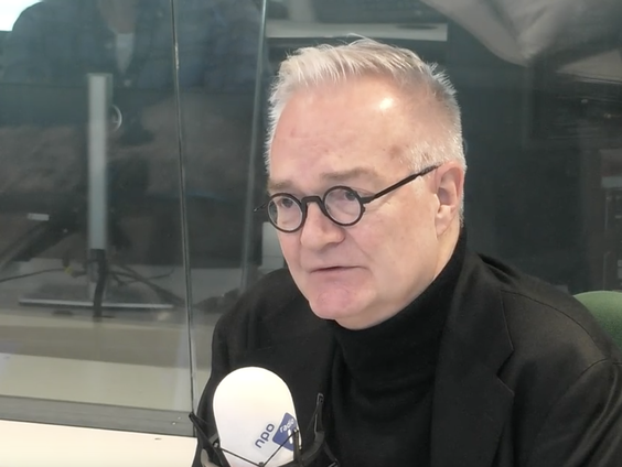 Marcel Möring over zijn novelle Kleurentovenaar