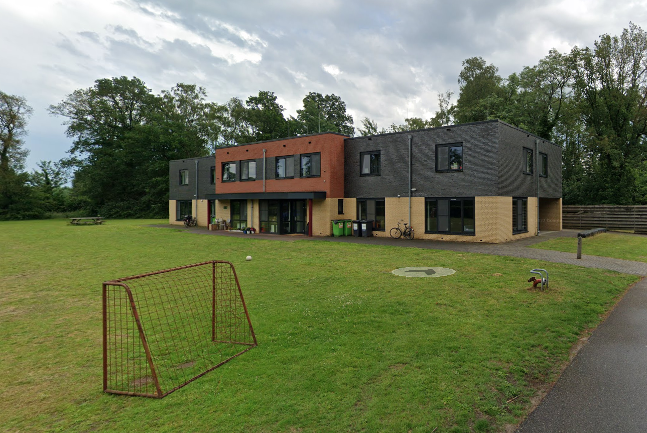 Bewoners in de buurt van azc Lochem kunnen 1000 euro krijgen, is dit een goed idee?