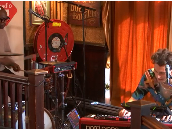 Adriaan Persons – Vanavond komt ze naar mij