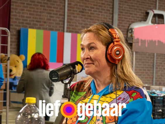 Hoe kunnen ouders een verjaardagsbox aanvragen voor hun kinderen?