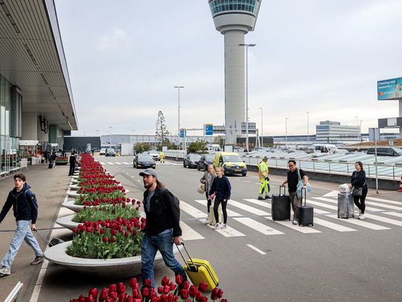 Rechtbank vernietigt natuurvergunning Schiphol, houdt vliegtuigen niet tegen