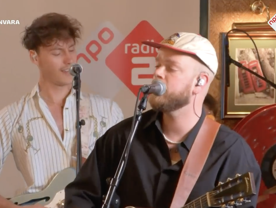 Hiigo - Waar Het Valt Of Staat