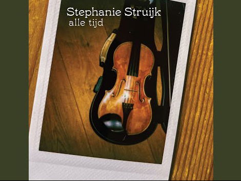 Stephanie Struijk primeurt nieuwe single